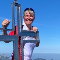 Susanne Hauser