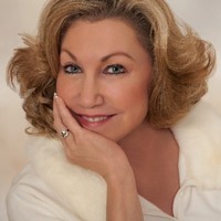 Vicki Lucas, PhD