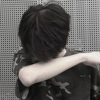汪弈烽
