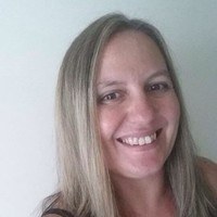 Dayna Davis