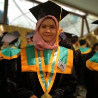 Tri Endah Wahyuningsih