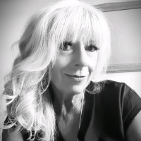 Liz Hoefsmit (Cusack)