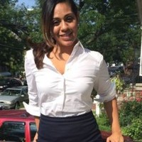 Roslyn Delvalle