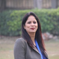 Dr Uma Singh