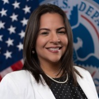 Lcda. Julia I. Uzcategui Santos