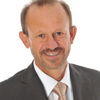 Peter Schultze-Westrum