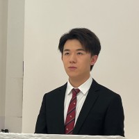 Yicheng Li