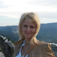 Éva Duhonyi