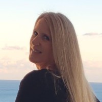 Donna Bryson