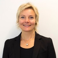 Eva Lund