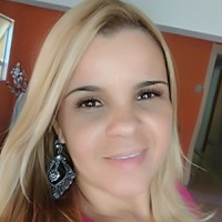 Simone Guimarães