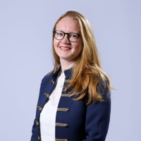 Olivia Chaplin, Mba