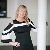 Kim M. Backenstoes, LE, MNLP, MTLT, MCHt