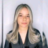 Adria Suellen