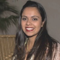Nindia Zola Nunes Silva