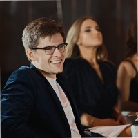 Евгений Савенко