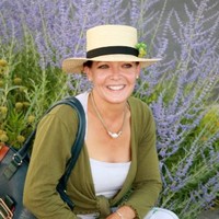 Susie Ward