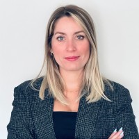 Kettsy García-Santiago, Pe, Mece