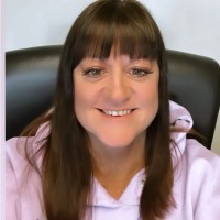 Marci Mcneal, Cae