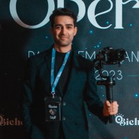 João R.