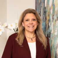 Lora Hoff