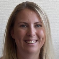 Claire Edge