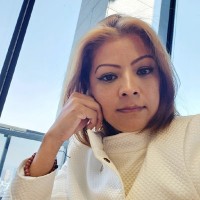 Azucena E Pérez