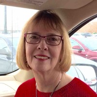 Shelley Lacombe
