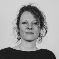 Caroline Bacon