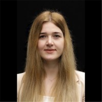 Özge Isci Peise