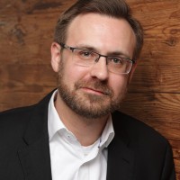 Dr. Sebastian Schumann