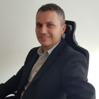 Cosmin Manole