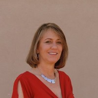 Nanette Luft