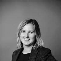Kirsten Mobach