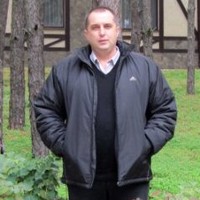 Роман Роман