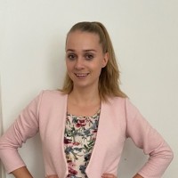 Amber Van De Griend-Broek