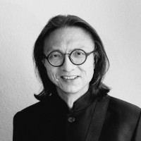 Szu-Wei Chen