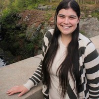 Hillary Arvanitis, Lmft