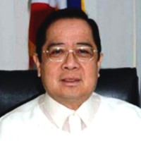 Ronaldo Puno