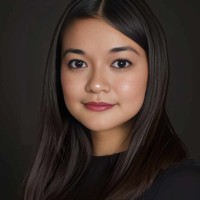 Eunice iola Dela Cruz