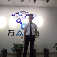 杨广荣