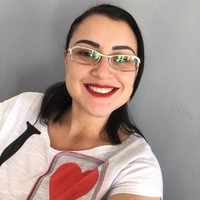 Debora Bueno