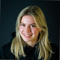 Esther De Bruijn
