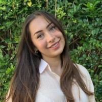 Stella-Christina Tsakires