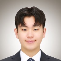 김진우
