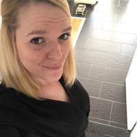 Melanie Rabe