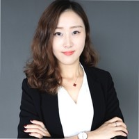 Jessica He