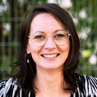 Sandra Entresangles