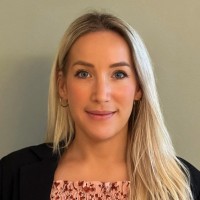 🕵🏼 Anna Dinnyes