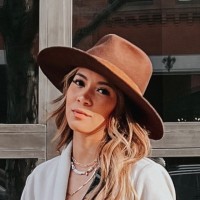 Queen Jacqueline Nuez
